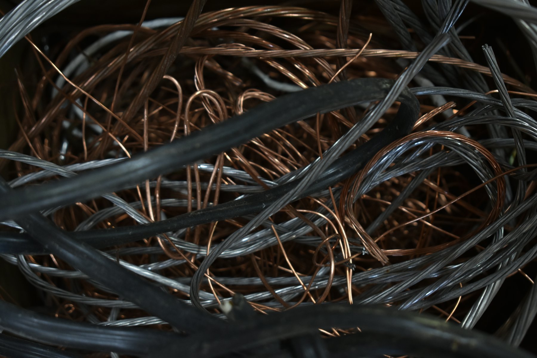 Tangle of copper and aluminium wire scrap
